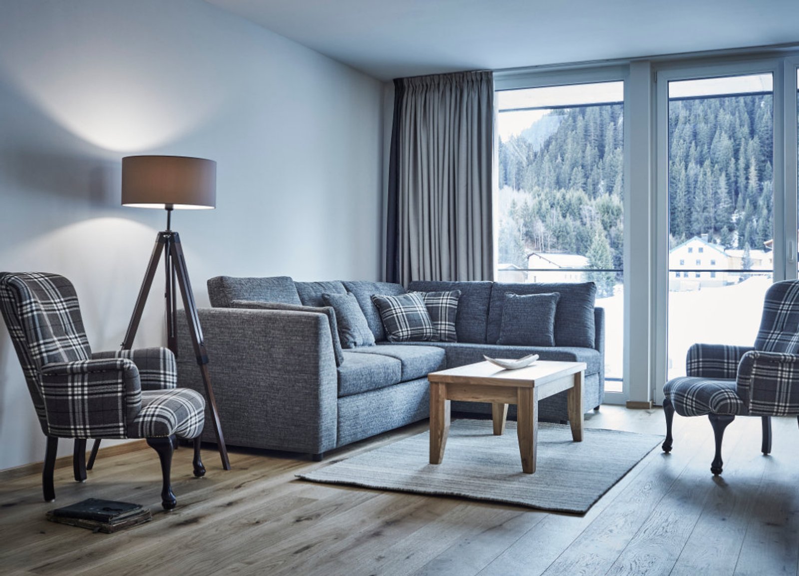 Wohnzimmer mit Naturmaterialien